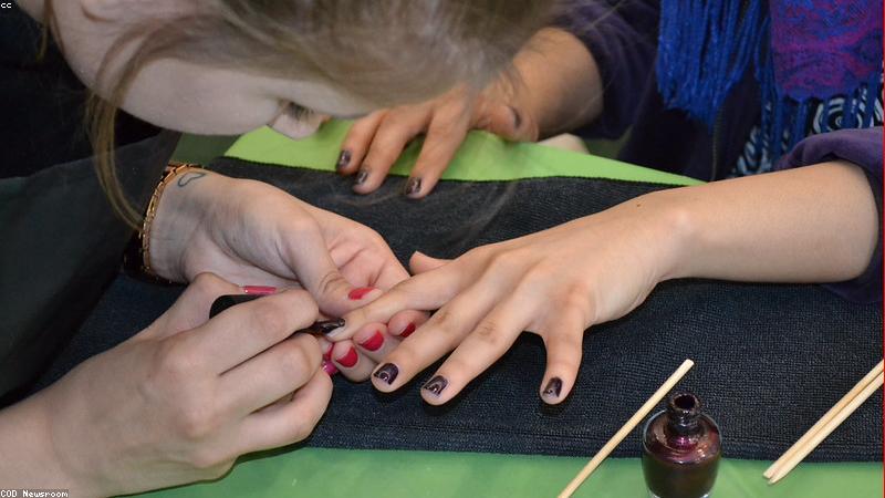 科学护肤指南:从成分到手法,解锁高效护肤密码